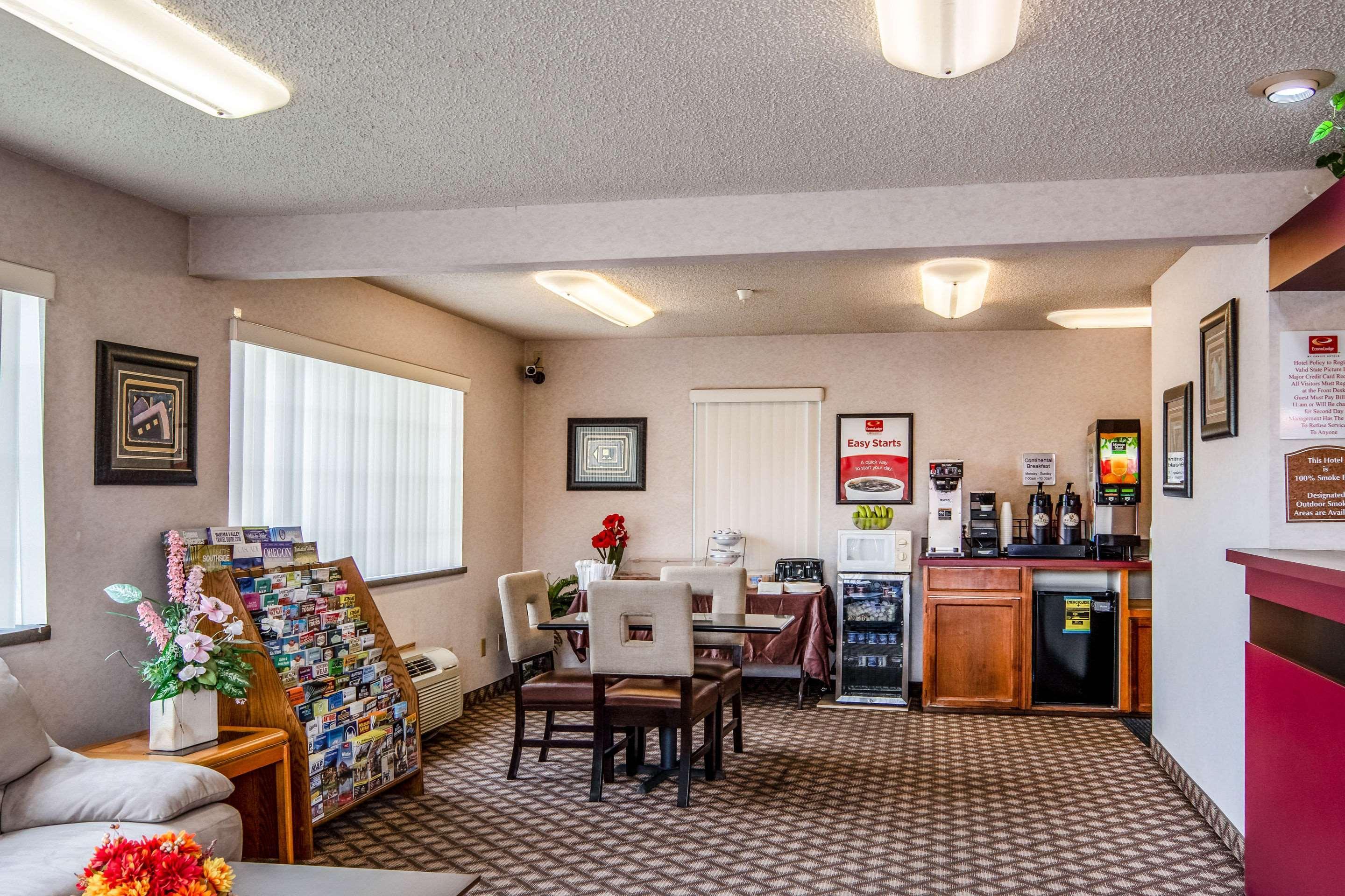 Econo Lodge Southeast Milwaukie/Portland Exterior photo