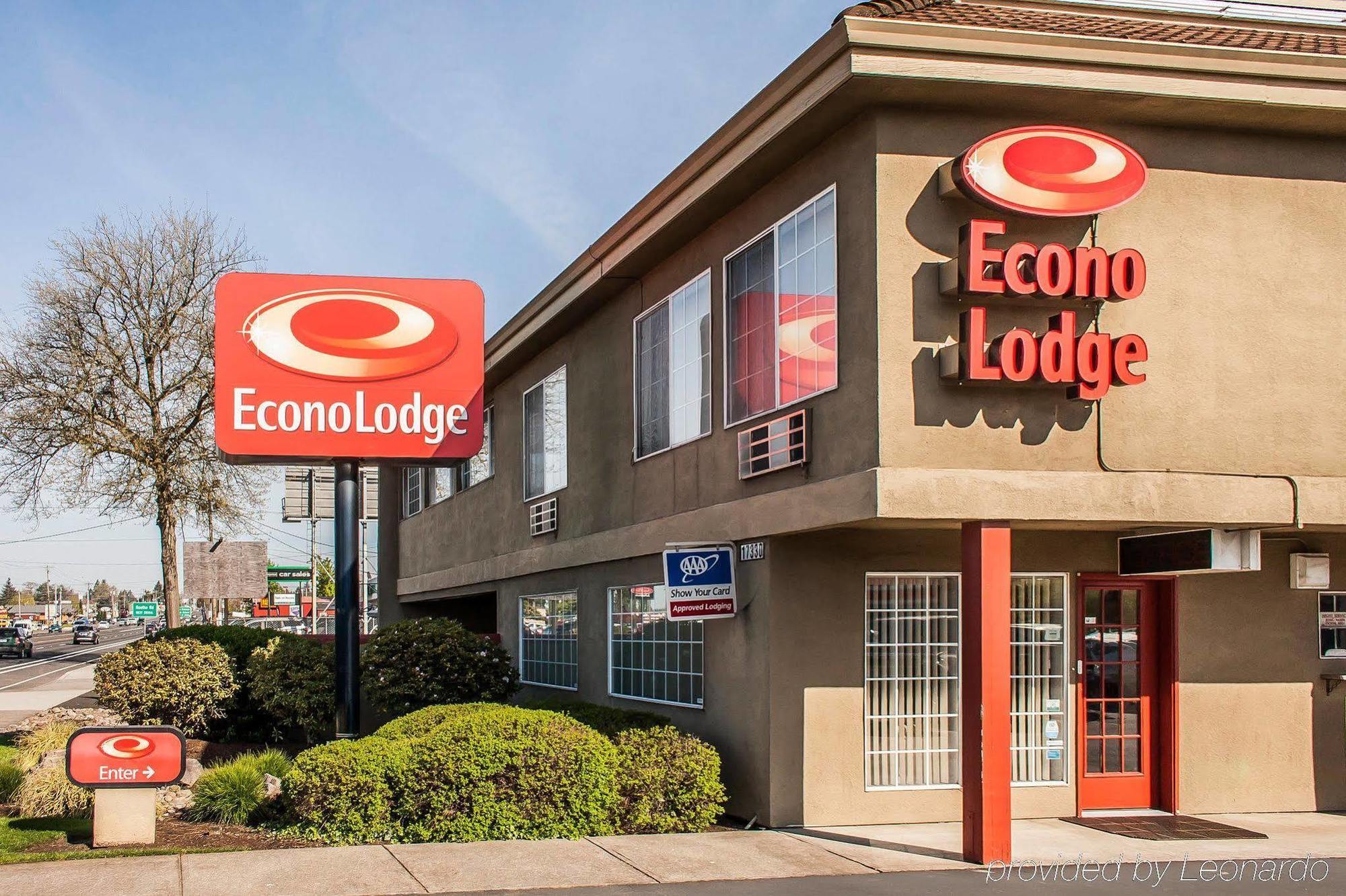 Econo Lodge Southeast Milwaukie/Portland Exterior photo